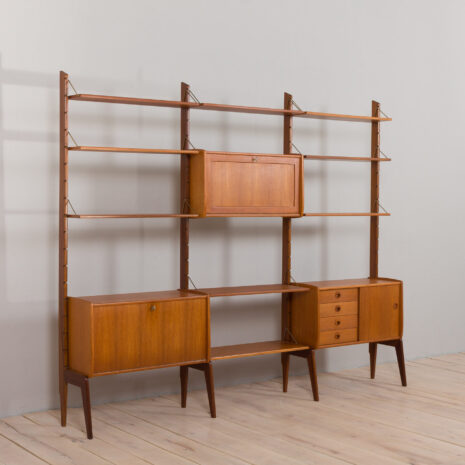 22431 Three Bay Ergo Wall Unit in teak w. cocktail cabinet and modular shelving by J. Texmon and E. Blindheim for Blindheim Mobelfabrikk, 1960s-8 Three Bay Ergo Wall Unit in teak w
