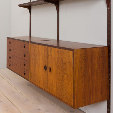 22441-Danish-Rosewood-Wall-Unit-with-a-dresser-and-cocktail-cabinet-by-Thygesen-and-Sorensen-for-Hansen-_-Guldborg-1960s-10 Danish Rosewood Wall Unit with a dresser and cocktail cabinet by Thygesen and Sorensen for Hansen Guldborg s scaled