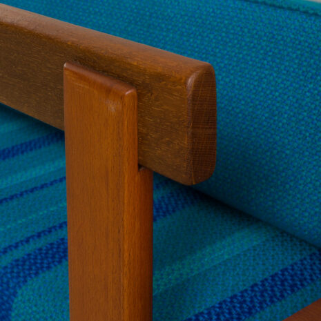 22453-blue-daybed-19 blue daybed scaled