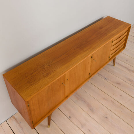 22468-Scandinavian-teak-long-sideboard-with-5-Arne-Vodder-style-drawers-Norway-1970s-18 Skandynawski długi kredens z drewna tekowego z szufladami w stylu Arne Voddera