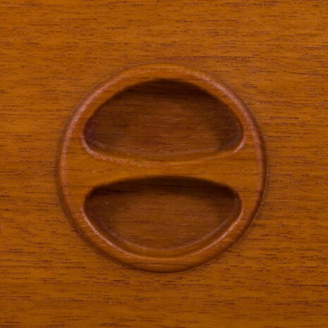 22469 Buffet scandinave vintage avec 3 tiroirs et portes coulissantes, années 1960(11) 22469 Buffet scandinave vintage avec 3 tiroirs et portes coulissantes, années 1960(11)