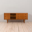 22469 Buffet scandinave vintage avec 3 tiroirs et portes coulissantes, années 1960(7)