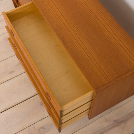 22469 Buffet scandinave vintage avec 3 tiroirs et portes coulissantes, années 1960(8) 22469 Buffet scandinave vintage avec 3 tiroirs et portes coulissantes, années 1960(8)