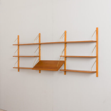 22471.B Danish wall unit in oak - modular shelving system 7 shelves and magazine display shelf in Cadovius PS System Sorensen style-16 22471.B Danish wall unit in oak - modular shelving system 7 shelves and magazine display shelf in Cadovius PS System Sorensen style-16