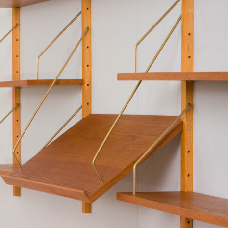 22471.B Danish wall unit in oak - modular shelving system 7 shelves and magazine display shelf in Cadovius PS System Sorensen style-19 22471.B Danish wall unit in oak - modular shelving system 7 shelves and magazine display shelf in Cadovius PS System Sorensen style-19