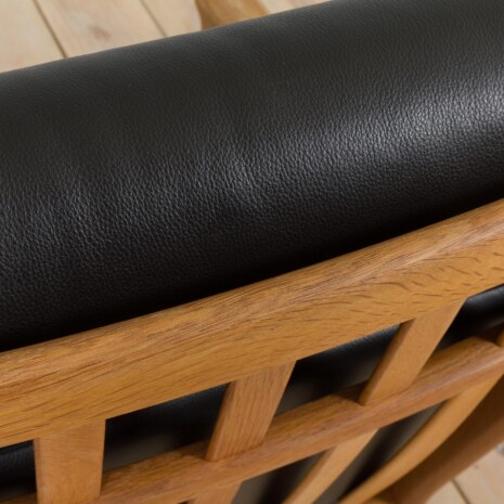 22182 Hans wegner fotel wypoczynkowy z dębu i skóry anilinowej -6 22182 Hans wegner fotel wypoczynkowy z dębu i skóry anilinowej -6