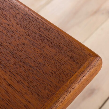 22418 oraz 22493 Kai Kristiansen. Desk in teak. Model FM 60-16 22418 oraz 22493 Kai Kristiansen. Desk in teak. Model FM 60-16