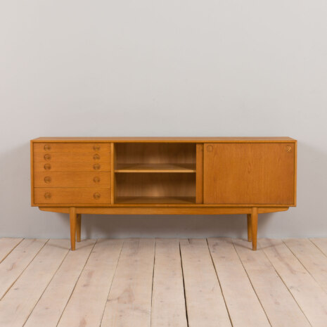 22467 Scandinavian mid century oak sideboard in the style of Borge Mogensen, 1960s-5 22467 Scandinavian mid century oak sideboard in the style of Borge Mogensen, 1960s-5