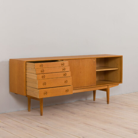 22467 Scandinavian mid century oak sideboard in the style of Borge Mogensen, 1960s-7 22467 Scandinavian mid century oak sideboard in the style of Borge Mogensen, 1960s-7