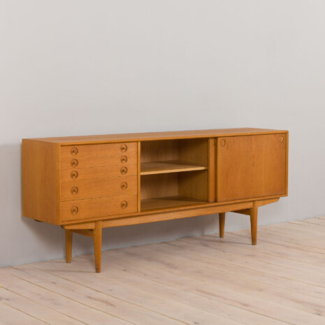 22467 Scandinavian mid century oak sideboard in the style of Borge Mogensen, 1960s-9 22467 Scandinavian mid century oak sideboard in the style of Borge Mogensen, 1960s-9
