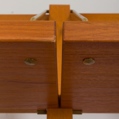 23006 Vintage Scandinavian modular bookcase with shelving in teak w. a glass cabinet and a dresser, Norway, 1960s-10 23006 Vintage Scandinavian modular bookcase with shelving in teak w. a glass cabinet and a dresser, Norway, 1960s-10