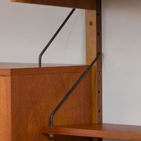 23007 Modular Danish vintage teak bookshelf wall unit in teak with 3 cabinets and 3 shelves,1950-60s-15 23007 Modular Danish vintage teak bookshelf wall unit in teak with 3 cabinets and 3 shelves,1950-60s-15