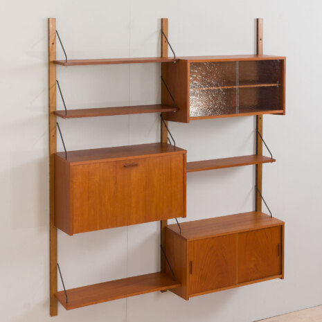 23007 Modular Danish vintage teak bookshelf wall unit in teak with 3 cabinets and 3 shelves,1950-60s-19 23007 Modular Danish vintage teak bookshelf wall unit in teak with 3 cabinets and 3 shelves,1950-60s-19