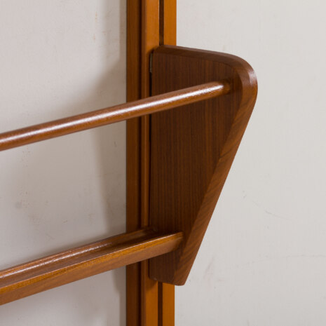 22194 Modular vintage bookcase in teak, wall shelving system with 2 cabinets, Sven Andersen Møbelfabrikk, Norway, 1960s-15 22194 Modular vintage bookcase in teak, wall shelving system with 2 cabinets, Sven Andersen Møbelfabrikk, Norway, 1960s-15