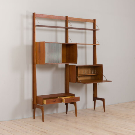 23005 Vintage Scandinavian modular free standing bookcase teak, Norway, 1960s v.2-3 23005 Vintage Scandinavian modular free standing bookcase teak, Norway, 1960s v.2-3