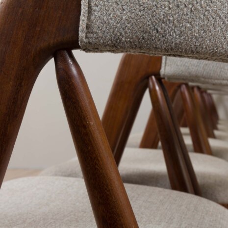 23012 Set of 14 mid-century Danish teak dining chairs by Th. Harlev for FARSTRUP MØBLER in blue wool,1950s-10 23012 Set of 14 mid-century Danish teak dining chairs by Th. Harlev for FARSTRUP MØBLER in blue wool,1950s-10