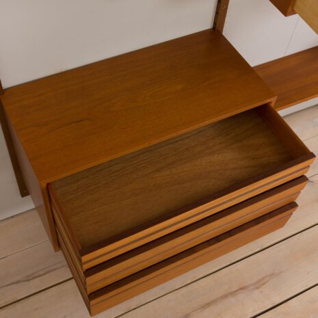 23024 Danish vintage modular bookcase in teak, system of 10 wall shelves and 3 cabinets, CADO wall unit by P. Cadovius, 1960s v.2-12 23024 Danish vintage modular bookcase in teak, system of 10 wall shelves and 3 cabinets, CADO wall unit by P. Cadovius, 1960s v.2-12