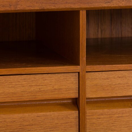 23024 Danish vintage modular bookcase in teak, system of 10 wall shelves and 3 cabinets, CADO wall unit by P. Cadovius, 1960s v.2-21 23024 Danish vintage modular bookcase in teak, system of 10 wall shelves and 3 cabinets, CADO wall unit by P. Cadovius, 1960s v.2-21