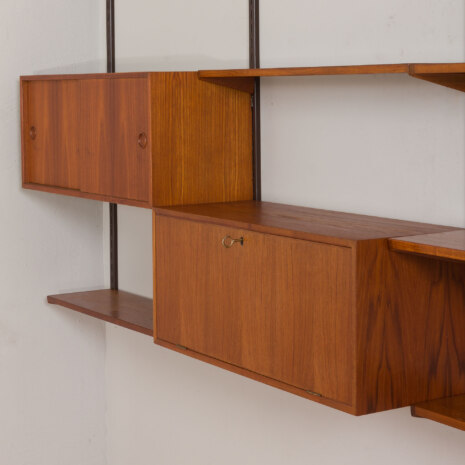 23031 Kai Kristiansen Vintage Danish mid century modern modular teak bookcase for FM Mobler, 1960s-11 23031 Kai Kristiansen Vintage Danish mid century modern modular teak bookcase for FM Mobler, 1960s-11