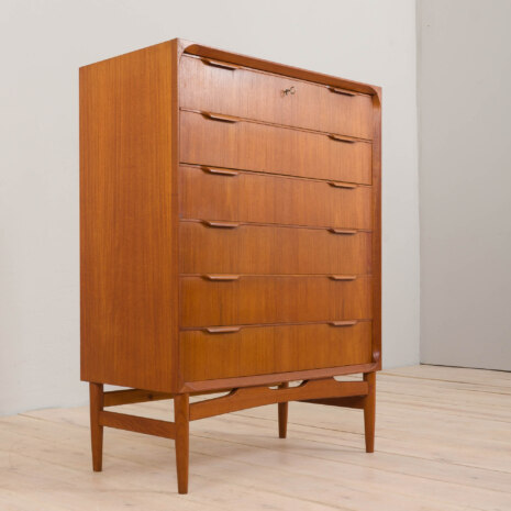 23051 Danish vintage dresser in teak w. 6 drawers on lightly sculpted base, 1960s-7 23051 Danish vintage dresser in teak w. 6 drawers on lightly sculpted base, 1960s-7