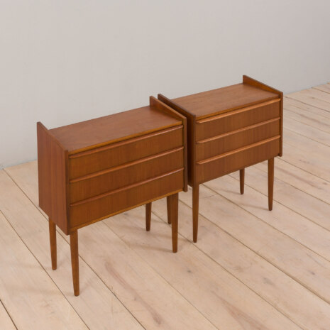 23057 Pair of Danish mid century modern teak nightstands with three drawers, 1960s-10 23057 Pair of Danish mid century modern teak nightstands with three drawers, 1960s-10