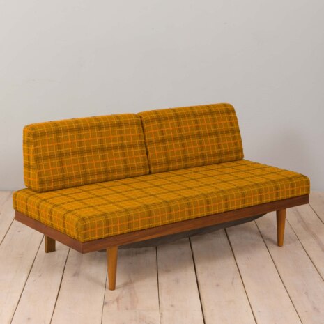 23062 Ekornes I. Relling Svane set of two daybeds and two coffee tables razem z 22393 - 2-18 23062 Ekornes I. Relling Svane set of two daybeds and two coffee tables razem z 22393 - 2-18