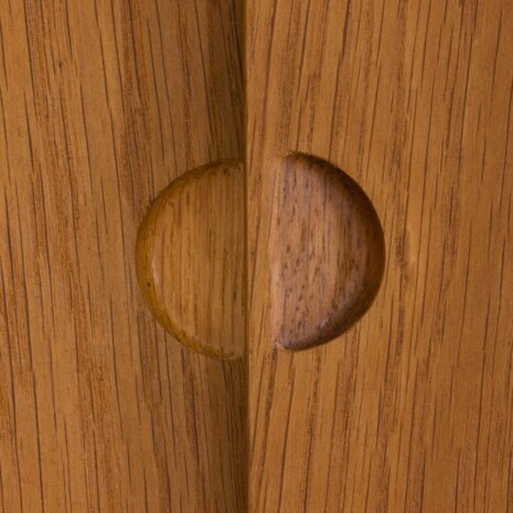 23010 Poul Cadovius Royal wall unit in oak with a dresser, 2 cabinets and expository shelf, Cado Denmark 1960s-19 23010 Poul Cadovius Royal wall unit in oak with a dresser, 2 cabinets and expository shelf, Cado Denmark 1960s-19