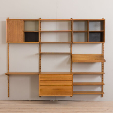 23010 Poul Cadovius Royal wall unit in oak with a dresser, 2 cabinets and expository shelf, Cado Denmark 1960s-22 23010 Poul Cadovius Royal wall unit in oak with a dresser, 2 cabinets and expository shelf, Cado Denmark 1960s-22