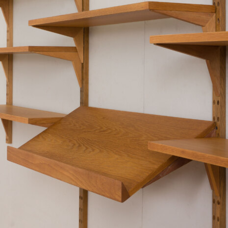 23011 Poul Cadovius threebay shelving system of oak cado wall unit 6263260-12 23011 Poul Cadovius threebay shelving system of oak cado wall unit 6263260-12