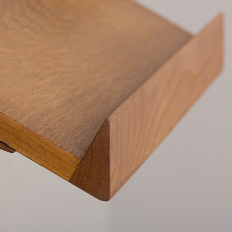 23011 Poul Cadovius threebay shelving system of oak cado wall unit 6263260-15 23011 Poul Cadovius threebay shelving system of oak cado wall unit 6263260-15