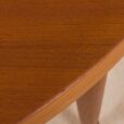 23043 Kai Kristiansen odnowiony okrągły stół z drewna tekowego z 2 przedłużeniami, lata 60.