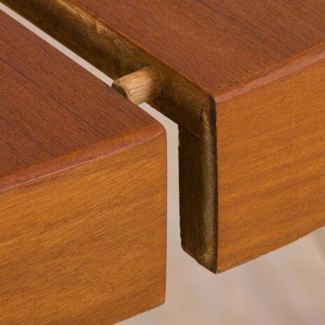 23043 Kai Kristiansen odnowiony okrągły stół z drewna tekowego z 2 przedłużeniami, lata 1960 -14 23043 Kai Kristiansen odnowiony okrągły stół z drewna tekowego z 2 przedłużeniami, lata 1960 -14