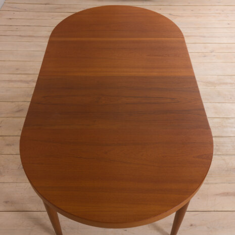 23043 Kai Kristiansen odnowiony okrągły stół z drewna tekowego z 2 przedłużeniami, 1960 -6 23043 Kai Kristiansen odnowiony okrągły stół z drewna tekowego z 2 przedłużeniami, 1960 -6