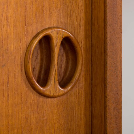 23050 Poul Cadovius style teak wall unit with 4 cabinets and expository shelf, Denmark 1970s-13 23050 Poul Cadovius style teak wall unit with 4 cabinets and expository shelf, Denmark 1970s-13