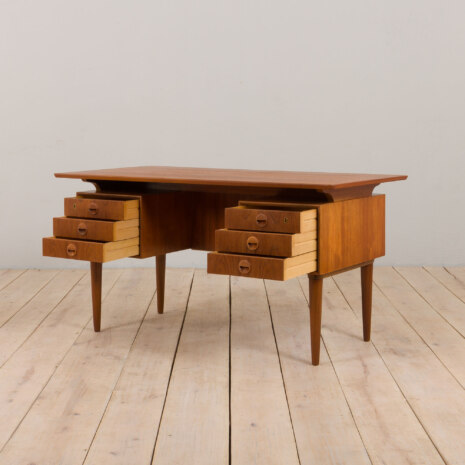 23070 kai kristiansen style- Desk-4 23070 kai kristiansen style- Desk-4