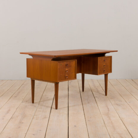 23070 kai kristiansen style- Desk-6 23070 kai kristiansen style- Desk-6