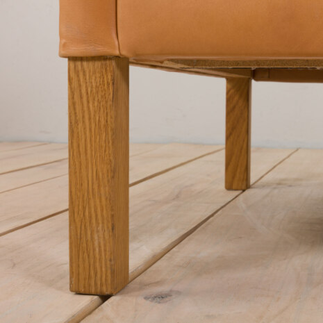 23075 Mogens Hansen vintage three seater sofa in tan aniline leather, Denmark 1970s-8 23075 Mogens Hansen vintage three seater sofa in tan aniline leather, Denmark 1970s-8