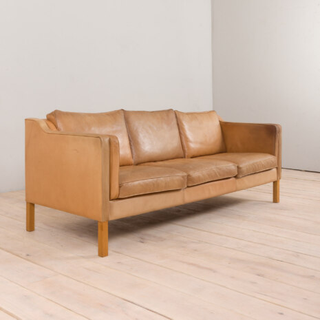 23075 Mogens Hansen vintage three seater sofa in tan aniline leather, Denmark 1970s-9 23075 Mogens Hansen vintage three seater sofa in tan aniline leather, Denmark 1970s-9