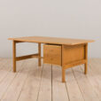 23086 Hans J. Wegner Freestanding desk in oak-13