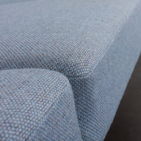 23017 Hans J. Wegner set of oak three-seater sofa and lounge chair for Getama reupholstered in Kvadrat fabric, Denmark 1950s-10 23017 Hans J. Wegner set of oak three-seater sofa and lounge chair for Getama reupholstered in Kvadrat fabric, Denmark 1950s-10