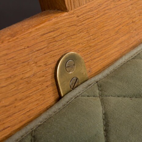 23017 Hans J. Wegner set of oak three-seater sofa and lounge chair for Getama reupholstered in Kvadrat fabric, Denmark 1950s-18 23017 Hans J. Wegner set of oak three-seater sofa and lounge chair for Getama reupholstered in Kvadrat fabric, Denmark 1950s-18