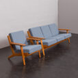 23017 Hans J. Wegner set of oak three-seater sofa and lounge chair for Getama reupholstered in Kvadrat fabric, Denmark 1950s-8