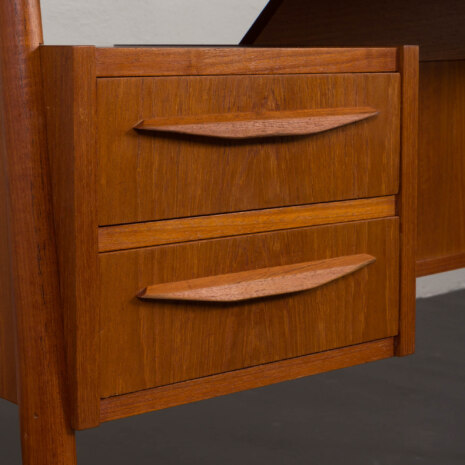 23100 Smallmid century -lady desk- in Teak Desk by Gunnar Nielsen for Tibergaard, Denmark 1960s-12 23100 Smallmid century -lady desk- in Teak Desk by Gunnar Nielsen for Tibergaard, Denmark 1960s-12