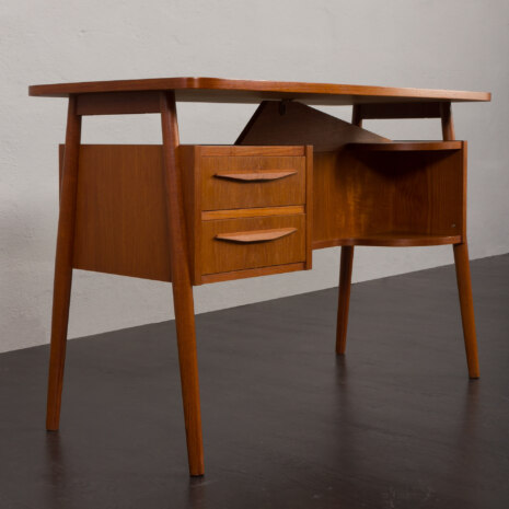 23100 Smallmid century -lady desk- in Teak Desk by Gunnar Nielsen for Tibergaard, Denmark 1960s-16 23100 Smallmid century -lady desk- in Teak Desk by Gunnar Nielsen for Tibergaard, Denmark 1960s-16