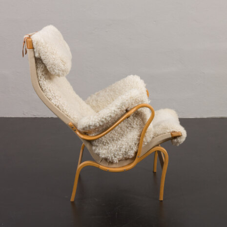 23123 Pernilla Lounge Chair in natural sheepskin by Bruno Mathsson for Dux, 1960s-4 23123 Pernilla Lounge Chair in natural sheepskin by Bruno Mathsson for Dux, 1960s-4