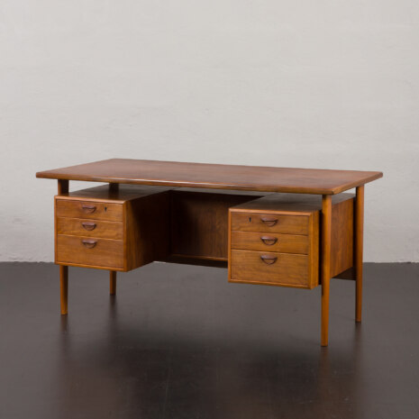 23134 6351147 Kai Kristiansen rare desk in walnut, for FM Mobler, Denmark 1960s-2 23134 6351147 Kai Kristiansen rare desk in walnut, for FM Mobler, Denmark 1960s-2