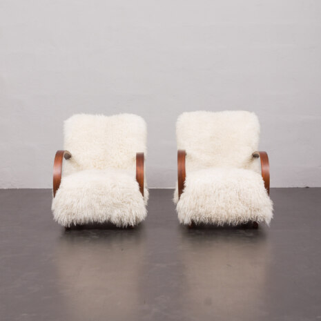 23143 Pair of Jindirch Halabala lounge chairs in natural long hair sheepskin, Czechia, 1940s-2 23143 Pair of Jindirch Halabala lounge chairs in natural long hair sheepskin, Czechia, 1940s-2
