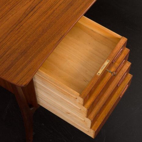 23158 Svend Aage Madsen teak desk for HP Hansen, Denmark 1960s-19 23158 Svend Aage Madsen teak desk for HP Hansen, Denmark 1960s-19