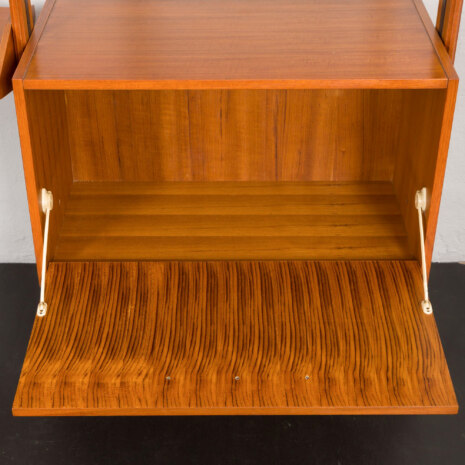 23199 Włoski regał dzielący pokój od podłogi do sufitu w stylu Franco Albini, lata 1960-16 23199 Włoski regał dzielący pokój od podłogi do sufitu w stylu Franco Albini, lata 1960-16