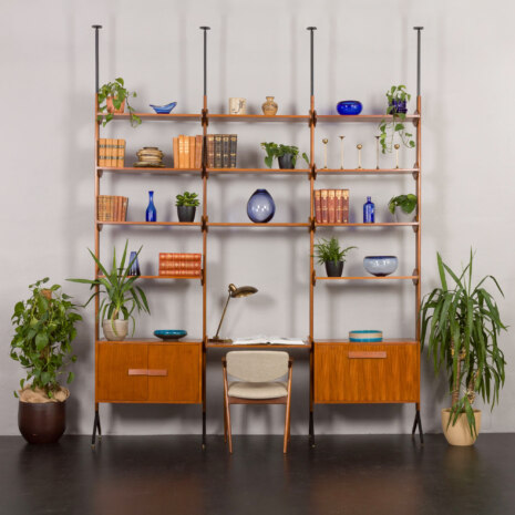 23199 Włoski regał dzielący pokój od podłogi do sufitu w stylu Franco Albini, lata 1960-2 23199 Włoski regał dzielący pokój od podłogi do sufitu w stylu Franco Albini, lata 1960-2